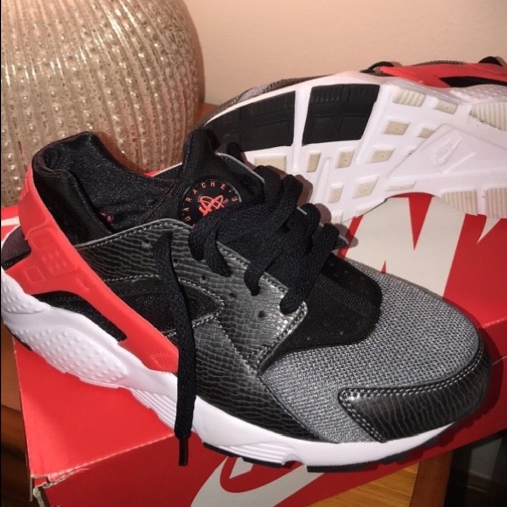 Nike Huaraches